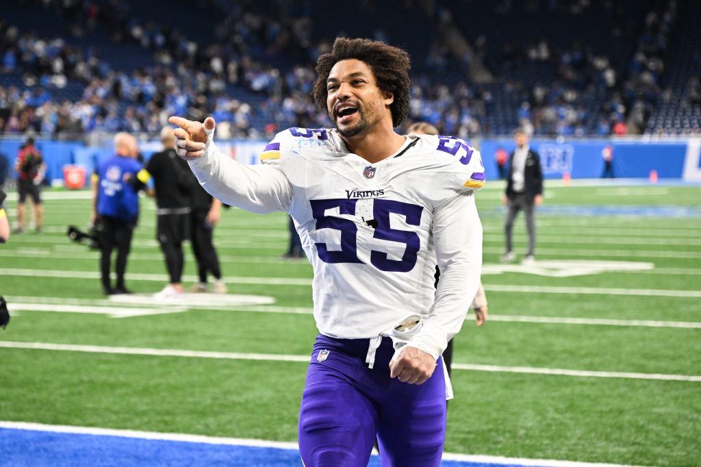 Eric Wilson post-game against the Detroit Lines as a member of the Minnesota Vikings